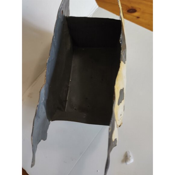 Vintage Hand Made Cow Tin Art Planter Box 12 1/2" long x 9" tall x 5.5" wide - Picture 12 of 14